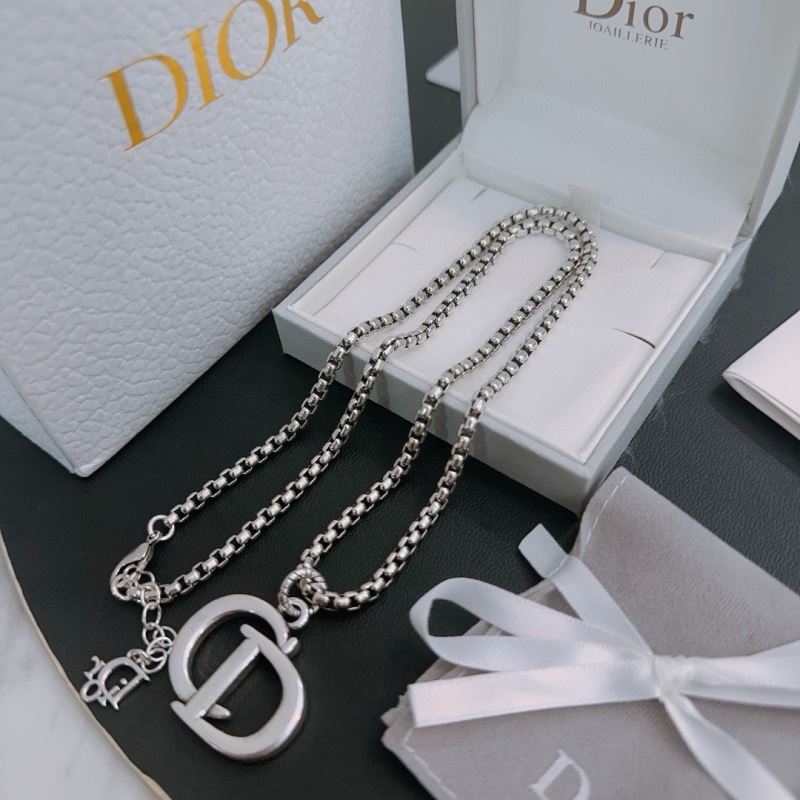 Christian Dior Necklaces